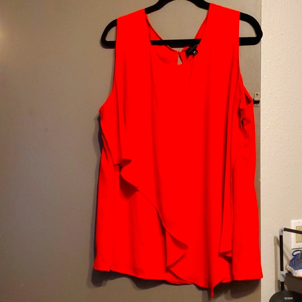 Sleeveless blouse